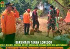Upaya kolaboratif Babinsa Koramil 0811/20 Grabagan Karya Bakti Bersihkan Lumpur Pasca Bencana Tanah Longsor